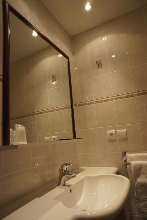 Hotel Du Centre Sergy  Chambre photo